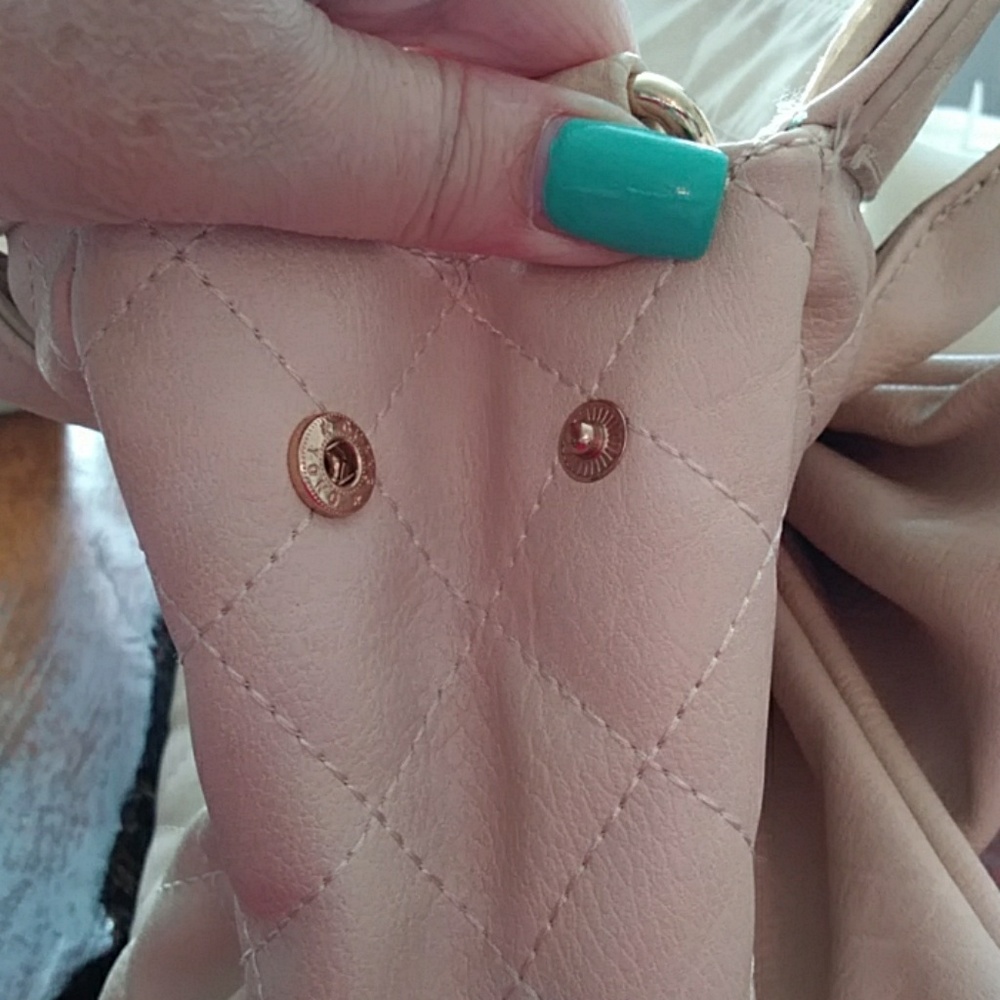 Call It Spring Purse W/a Bow - Picture 5 of 7